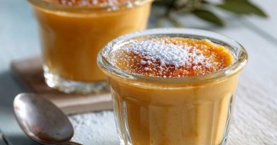 Cremiges Kaki-Dessert